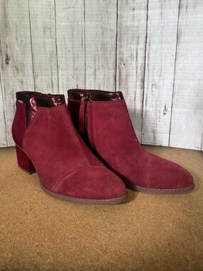 Toms Booties Size 7.5 Loren Suede Red Glitter Brocade Snake Western